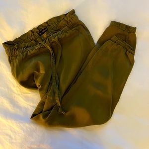 Banana Republic Tencel Drawstring Pants Olive XS